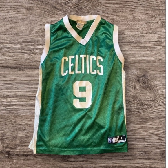 CELTICS RONDO NBA BOYS GIRL TANK BASKETBALL SHIRT TOP GREEN BOSTON SIZE L 12 14 - Picture 1 of 3